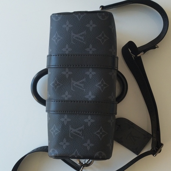 LOUIS VUITTON Keepall 25 - Picture 3 of 10